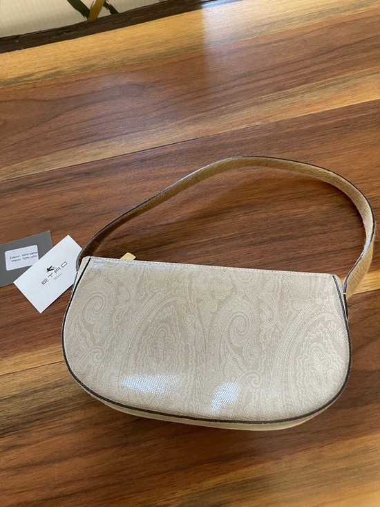 Etro Handbags - Etro Unique Light Cream & Taupe Paisley Print Fur Lined Strap Hand Bag.